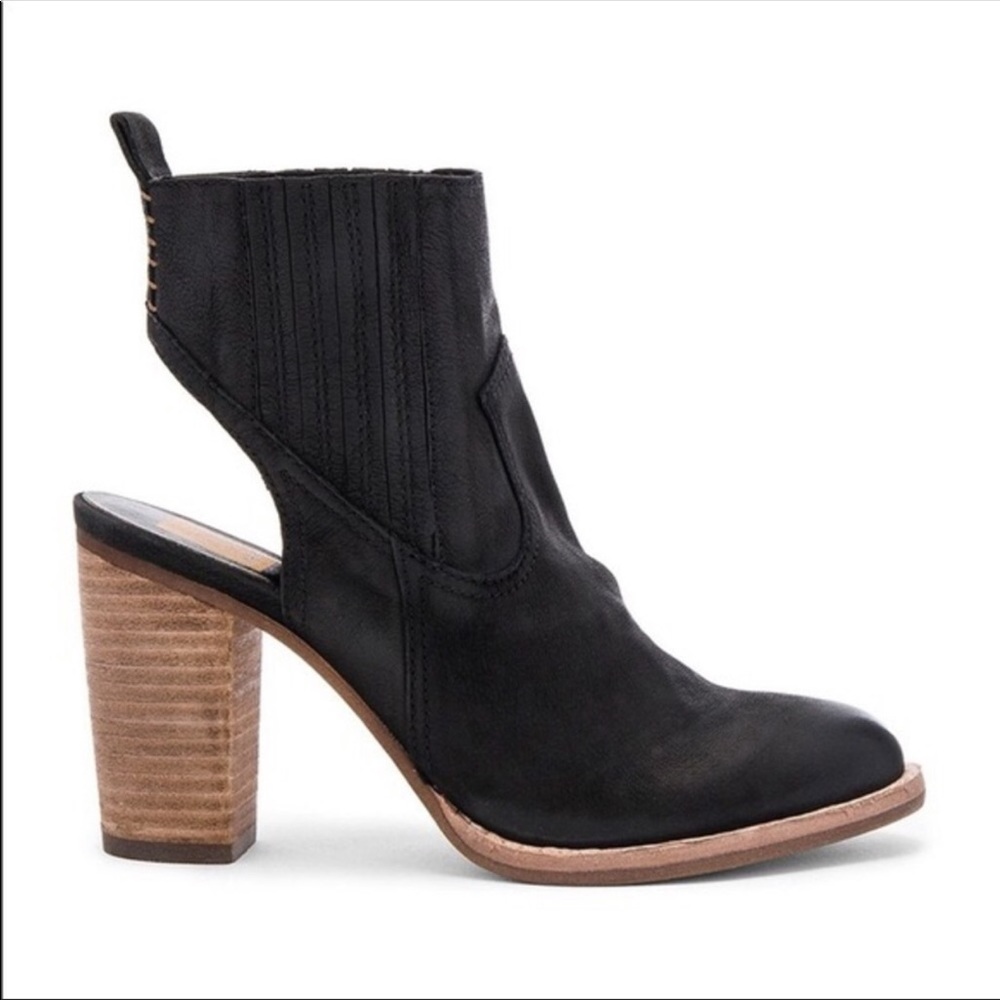 Dolce Vita Black & Tan Booties, Size 6.5